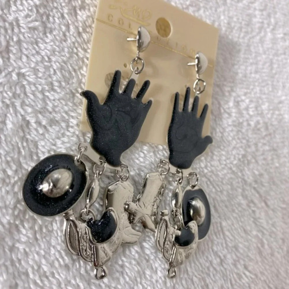 Vintage Black Silver Tone Metal Cowboy Hat Cowboy Boots Saddle Hand Earrings - Picture 5 of 7